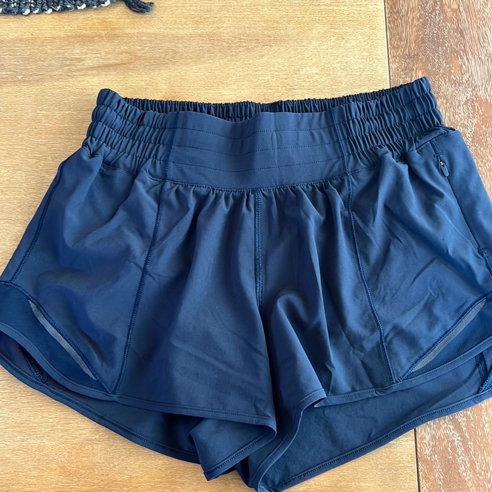lululemon hotty hot high rise true navy shorts